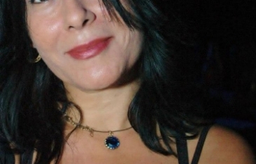 איריס גל עוז - כותבת שירים