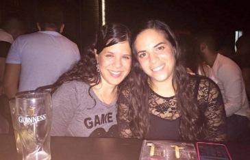 קרן ברוך - זמרת יוצרת